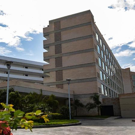 Eurobuilding Hotel & Suites Lecheria Dış mekan fotoğraf
